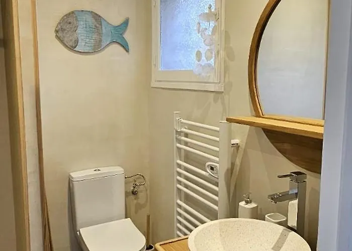 Apartment Vue & Terrasse Calme Parking St Raphael Saint-Raphael (Var)