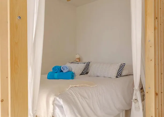 Vue & Terrasse Calme Parking St Raphael Saint-Raphael (Var)