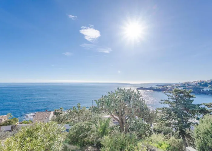 Vue & Terrasse Calme Parking St Raphael *